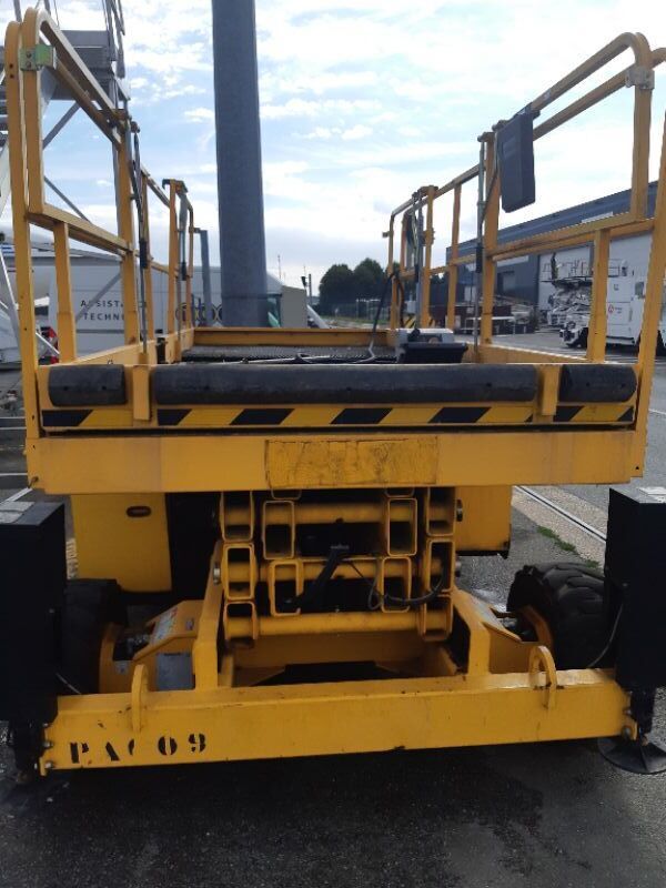 HAULOTTE 12SX - Aerial platform: picture 2 HAULOTTE 12SX - Aerial platform: picture 2