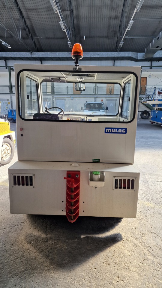 Mulag Comet 4D - Baggage tractor: picture 2 Mulag Comet 4D - Baggage tractor: picture 2