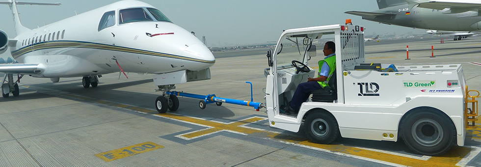 TLD Tractor JET16 - Baggage tractor: picture 2 TLD Tractor JET16 - Baggage tractor: picture 2