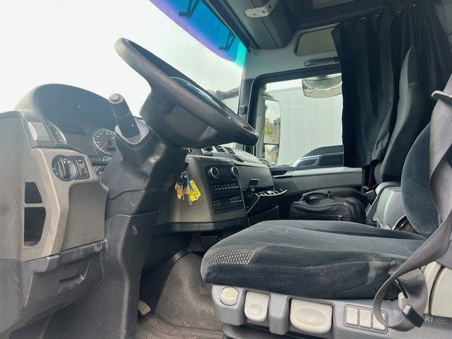 MAN TGX 18.400 .400 - Tractor unit: picture 5 MAN TGX 18.400 .400 - Tractor unit: picture 5