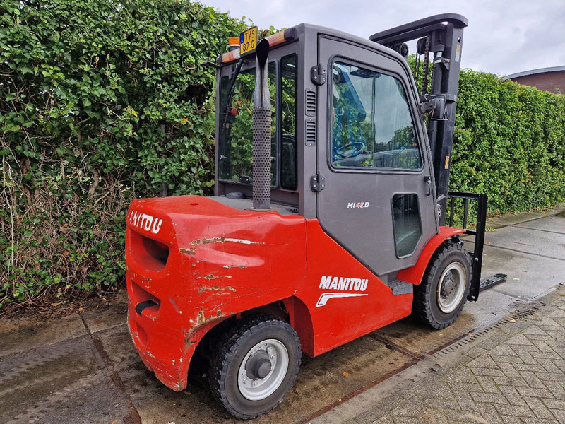 Manitou MI45D - Forklift: picture 5 Manitou MI45D - Forklift: picture 5