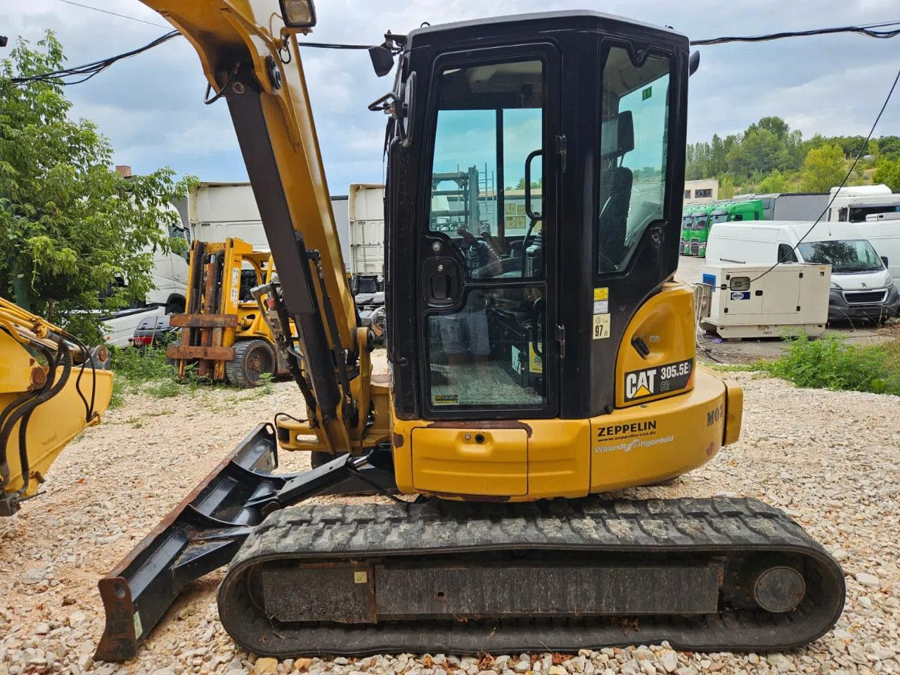 CAT 305 5E2 - Mini excavator: picture 4 CAT 305 5E2 - Mini excavator: picture 4