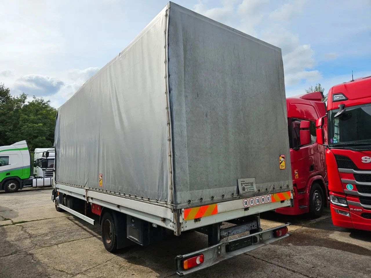 DAF LF 45.180 EEV - More units in stock! - Curtain side van: picture 4 DAF LF 45.180 EEV - More units in stock! - Curtain side van: picture 4