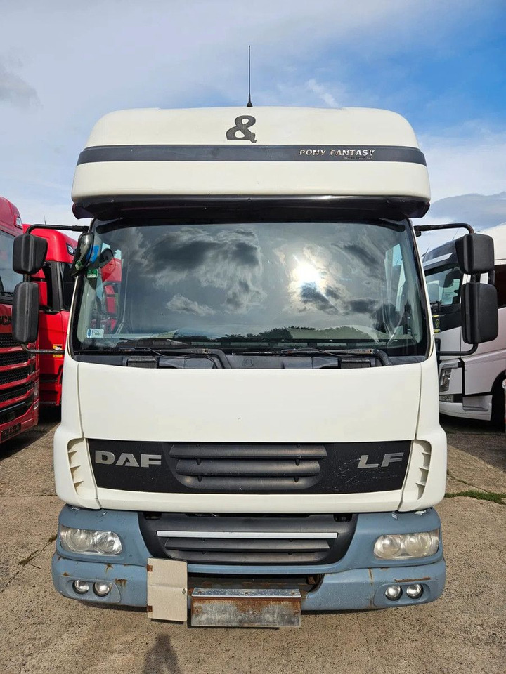 DAF LF 45.180 EEV - More units in stock! - Curtain side van: picture 2 DAF LF 45.180 EEV - More units in stock! - Curtain side van: picture 2