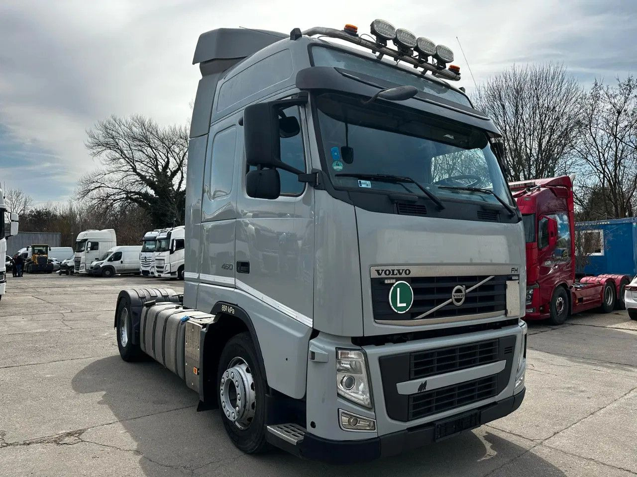 Volvo FH 13.460 Standard Euro 5 - Tractor unit: picture 2 Volvo FH 13.460 Standard Euro 5 - Tractor unit: picture 2