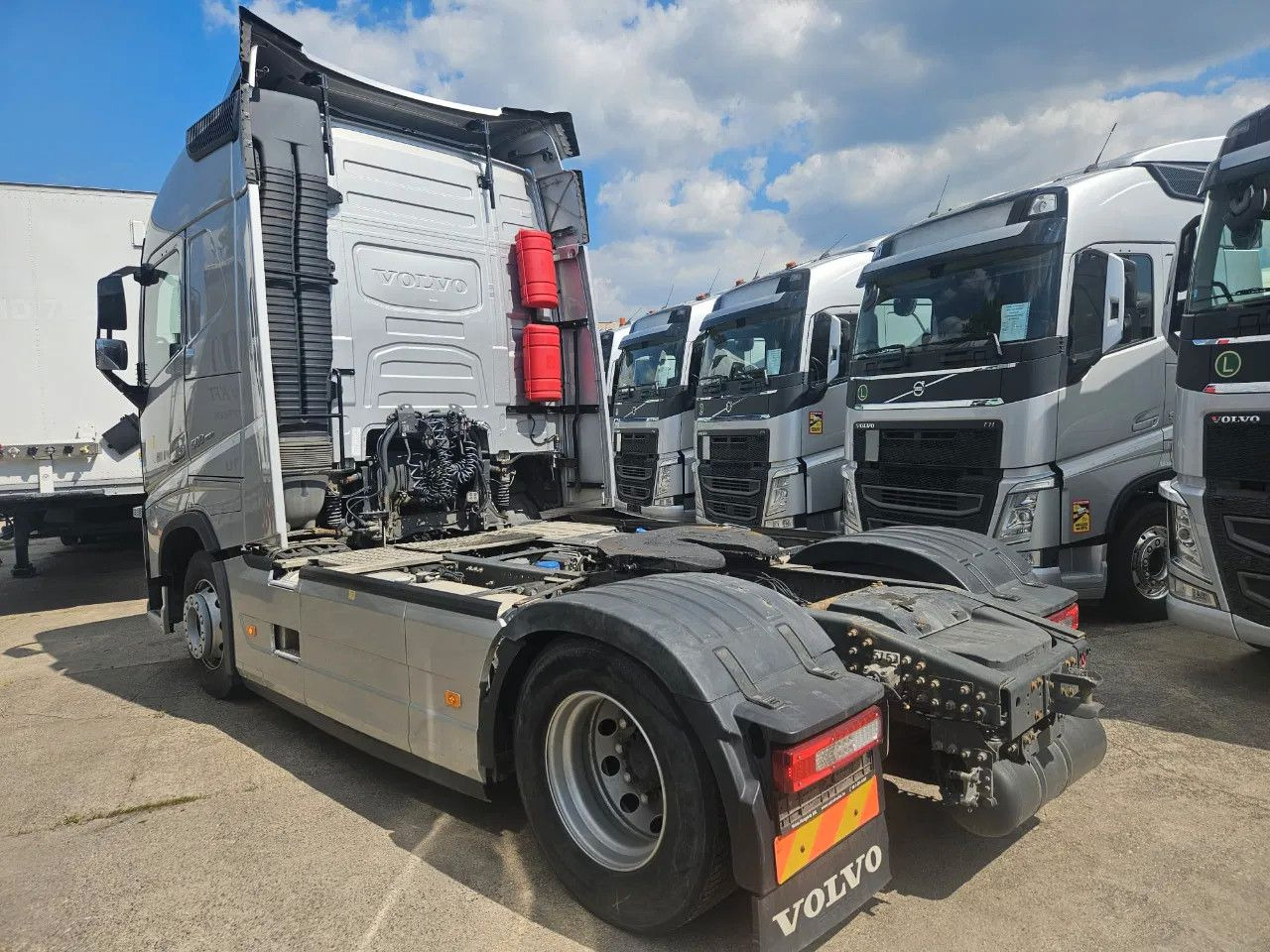 Volvo FH 500 Globe-Standard-I-Park- ACC- DAS-2 units - Tractor unit: picture 4 Volvo FH 500 Globe-Standard-I-Park- ACC- DAS-2 units - Tractor unit: picture 4