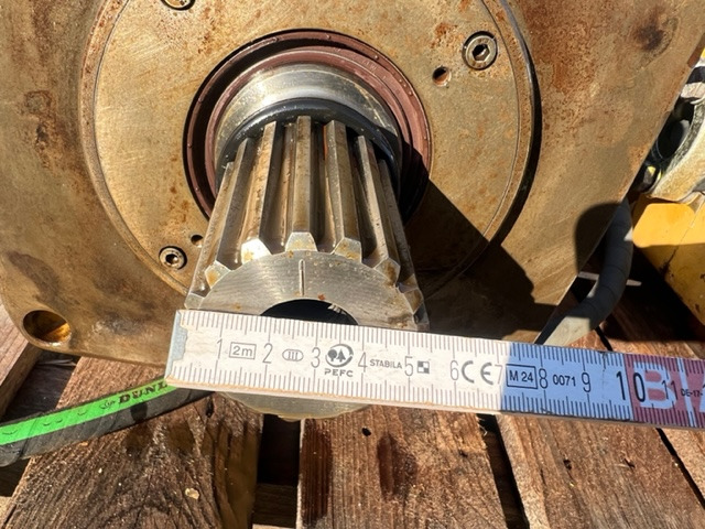 CATERPILLAR - Hydraulic pump for Crawler excavator: picture 4 CATERPILLAR - Hydraulic pump for Crawler excavator: picture 4