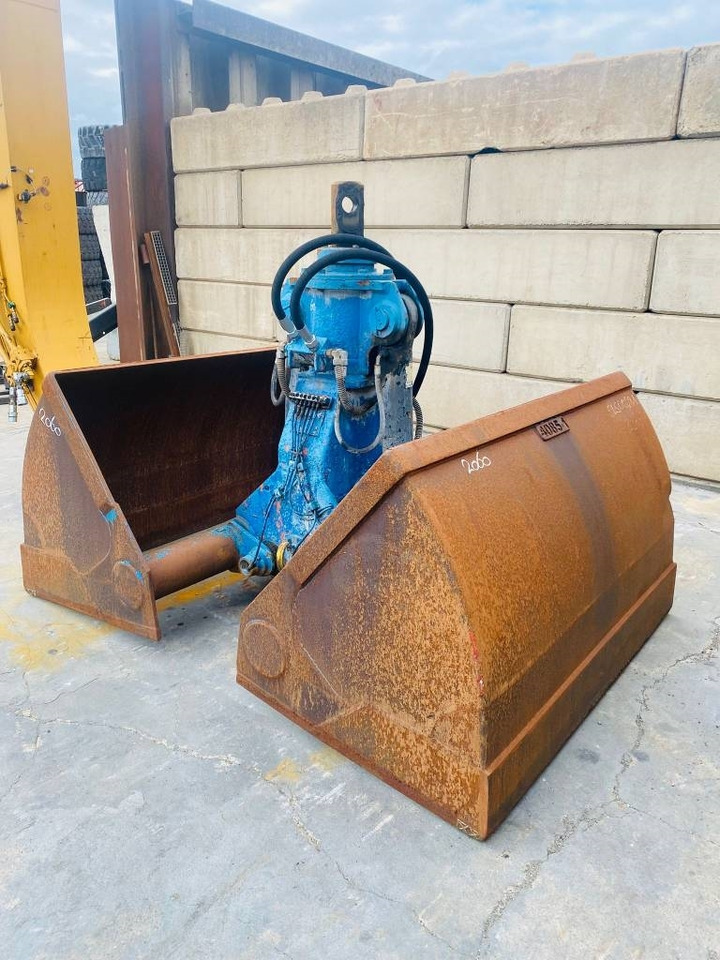 Crawler excavator CAT 330 B L MH: picture 9