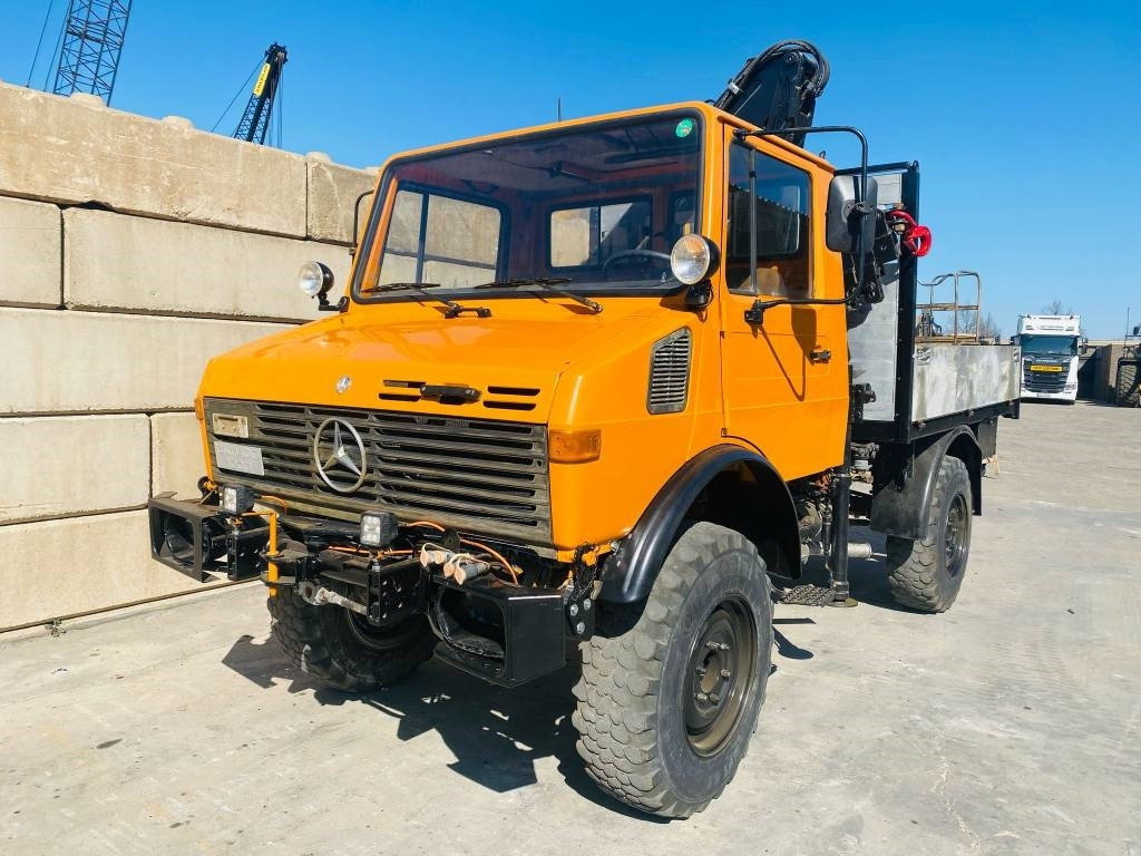 Mercedes-Benz u1000 - Crane truck: picture 5 Mercedes-Benz u1000 - Crane truck: picture 5