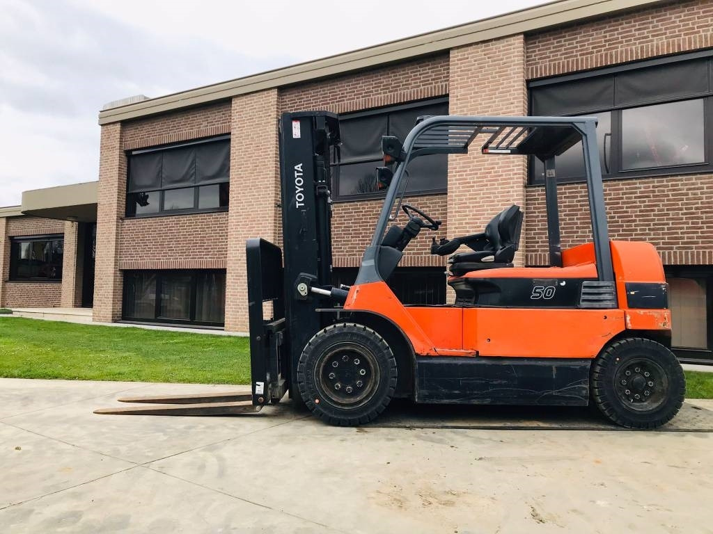 Toyota 7 FB MF 50 - Electric forklift: picture 4 Toyota 7 FB MF 50 - Electric forklift: picture 4