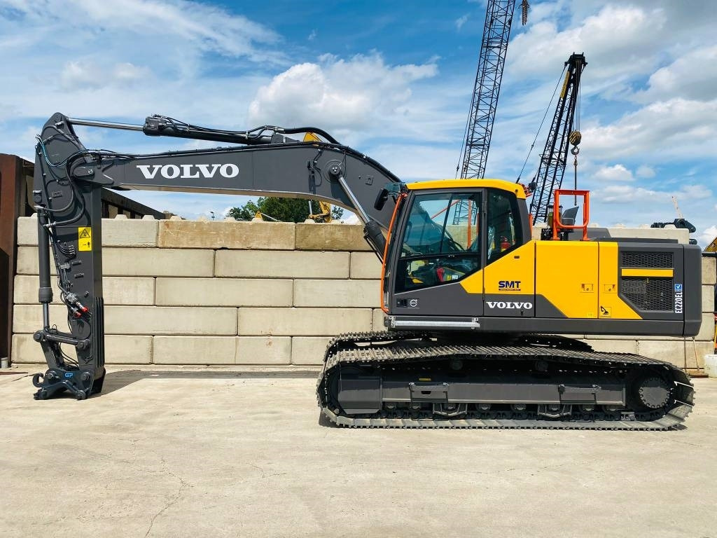 Volvo ec220el - Crawler excavator: picture 1 Volvo ec220el - Crawler excavator: picture 1