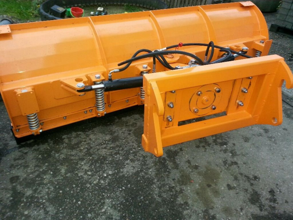 Kramer Schneeschild 2,6m 750, 5075, 850, 950, 1150 - Snow plough for Municipal/ Special vehicle: picture 3 Kramer Schneeschild 2,6m 750, 5075, 850, 950, 1150 - Snow plough for Municipal/ Special vehicle: picture 3