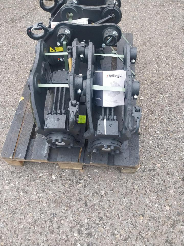 Rädlinger Tilt 2,5 - 6 to Powertilt Minibagger MS 03 Sany 35 - Tiltrotator for Mini excavator: picture 2 Rädlinger Tilt 2,5 - 6 to Powertilt Minibagger MS 03 Sany 35 - Tiltrotator for Mini excavator: picture 2