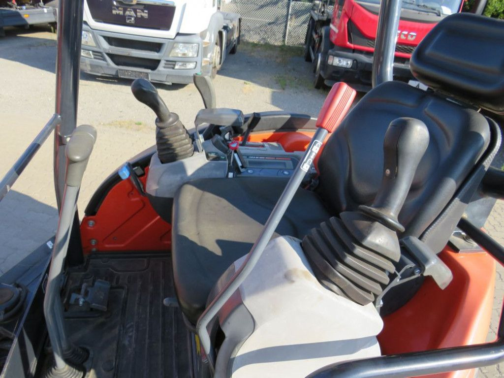 Kubota Minibagger U 20 - 3 Minibagger Kurzheck - Mini excavator: picture 5 Kubota Minibagger U 20 - 3 Minibagger Kurzheck - Mini excavator: picture 5