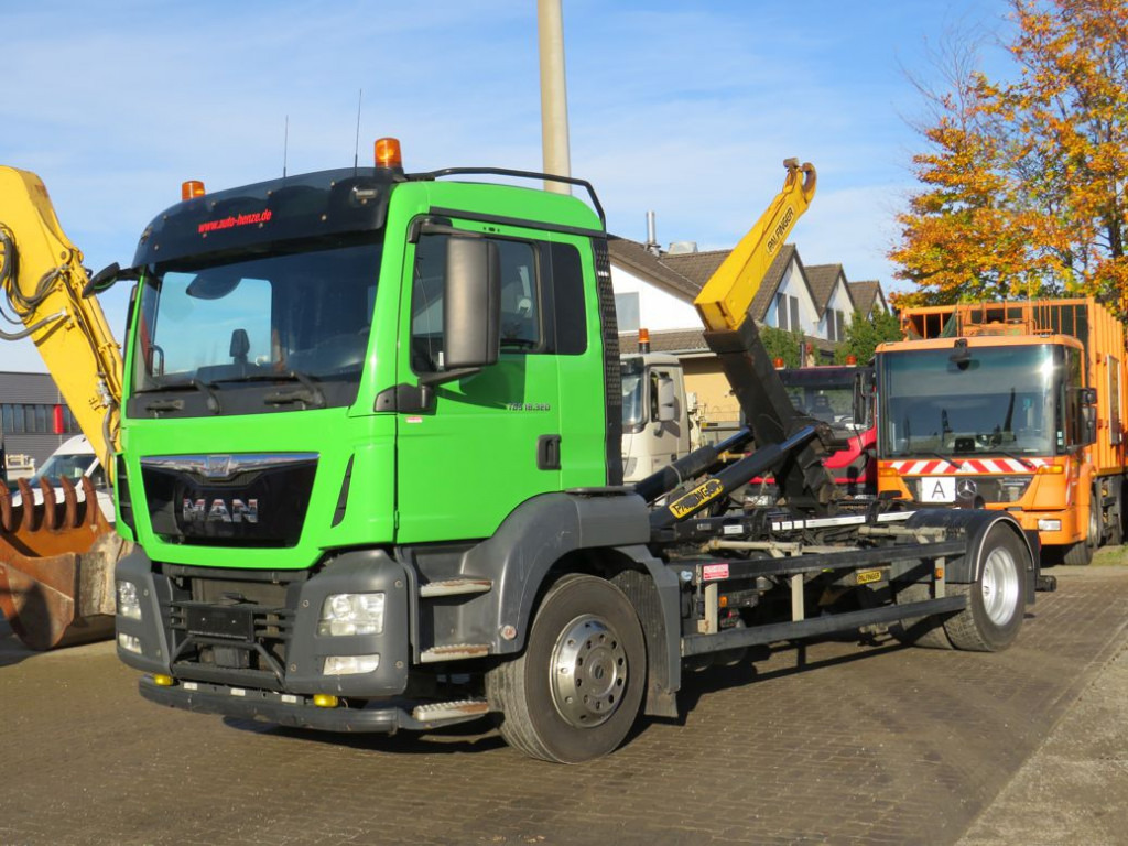 MAN TG-S 18.320 BL Abrollkipper - Hook lift truck: picture 1 MAN TG-S 18.320 BL Abrollkipper - Hook lift truck: picture 1