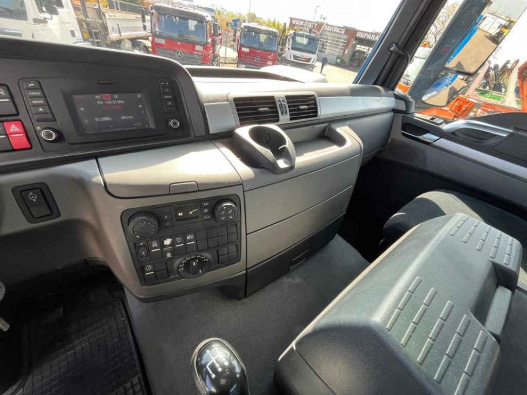 Tipper MAN TG-S 26.440 6x6 3-Achs Allradkipper Bordmatik Schalter: picture 14