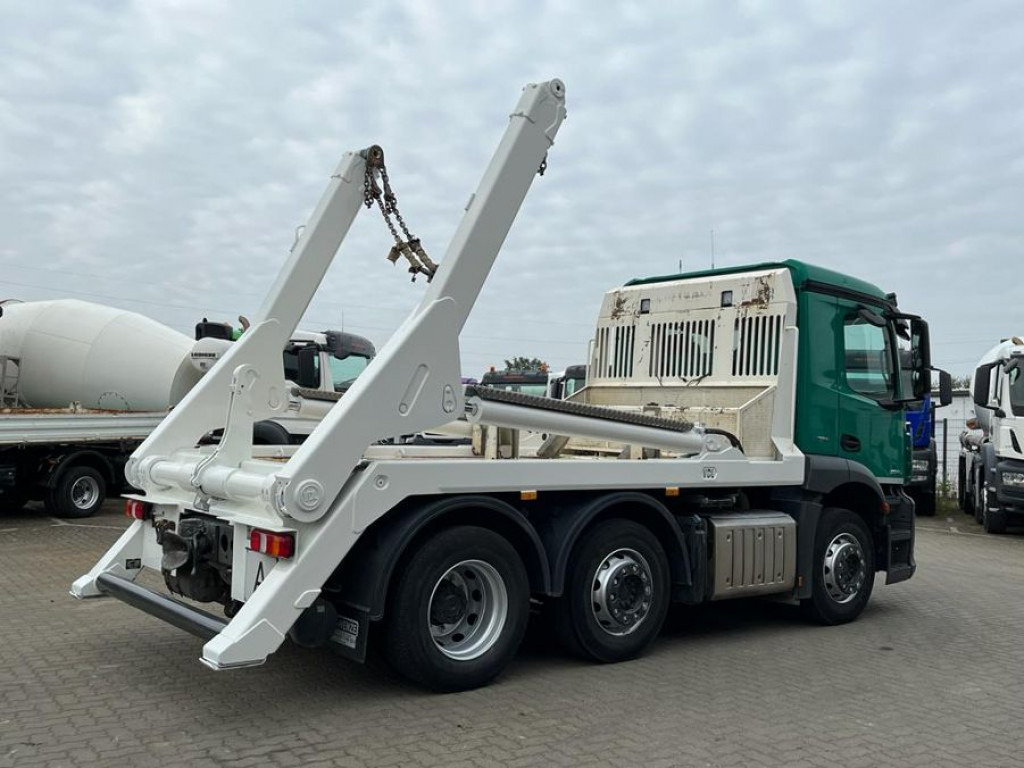 Skip loader truck MERCEDES-BENZ Antos 2540 L 6x2 Absetzkipper Vorlauf Lenk: picture 9