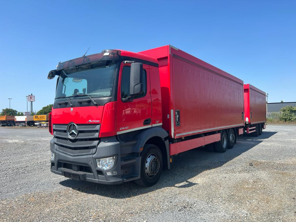 MERCEDES-BENZ Antos 2540 L 6x2 Pritsche LBW Coca Cola, 8,2m Getränke - Curtainsider truck: picture 1 MERCEDES-BENZ Antos 2540 L 6x2 Pritsche LBW Coca Cola, 8,2m Getränke - Curtainsider truck: picture 1