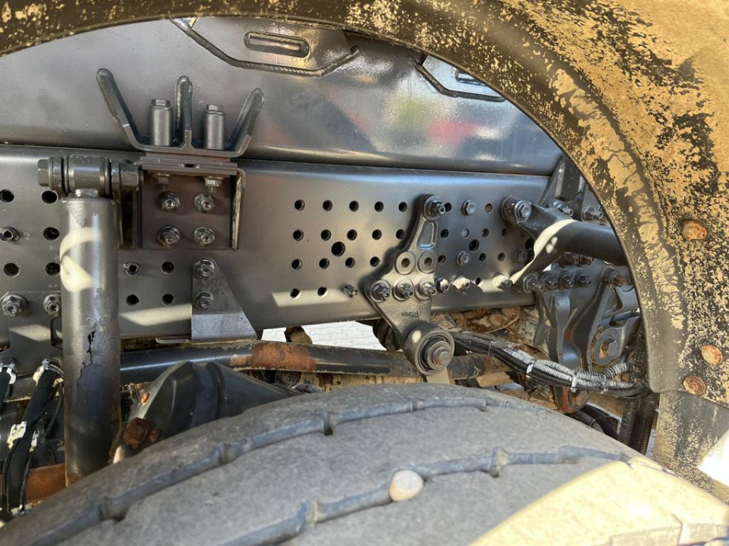 MERCEDES-BENZ Arocs 4145 8x8 4 Achs Muldenkipper Meiller - Tipper: picture 5 MERCEDES-BENZ Arocs 4145 8x8 4 Achs Muldenkipper Meiller - Tipper: picture 5