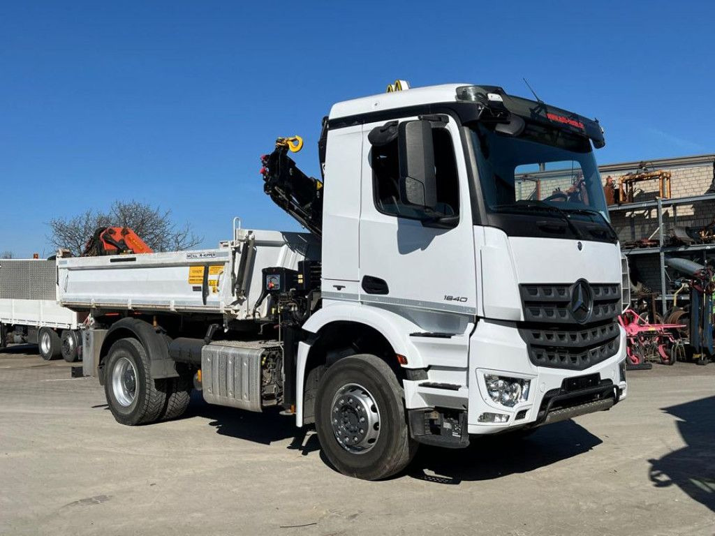 Mercedes-Benz Arocs 1840 K 2-Achs Kipper Kran Funk - Tipper, Crane truck: picture 2 Mercedes-Benz Arocs 1840 K 2-Achs Kipper Kran Funk - Tipper, Crane truck: picture 2