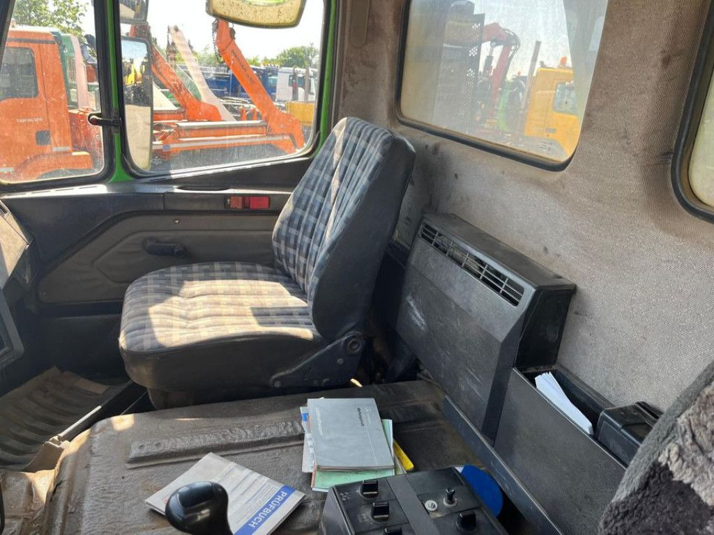 Tipper Mercedes-Benz SK 3535 AK 8x8 4 Achs Muldenkipper Meiller Deuts: picture 10