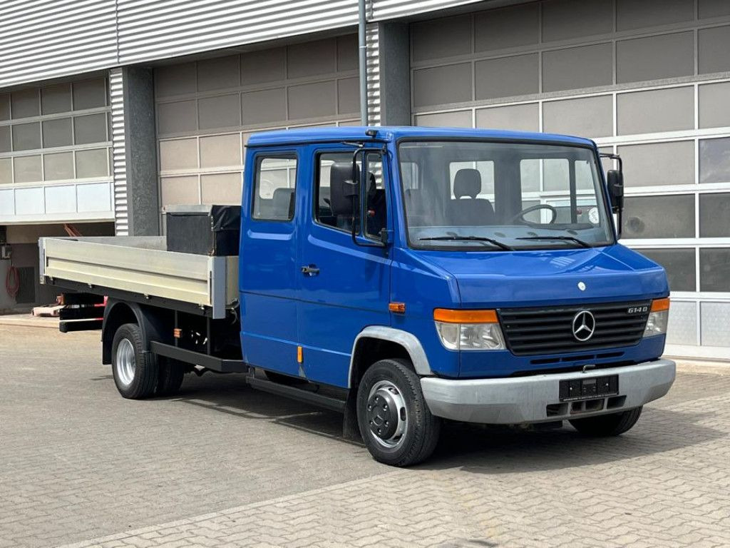 Mercedes-Benz Vario 614 D Pritsche Doppelkabine LKW Motor 4.3 - Flatbed van, Combi van: picture 2 Mercedes-Benz Vario 614 D Pritsche Doppelkabine LKW Motor 4.3 - Flatbed van, Combi van: picture 2