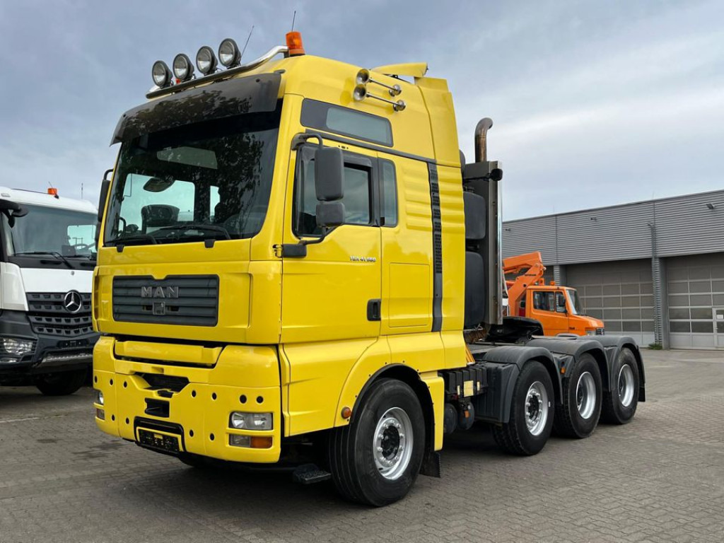 MAN TG-A 41.660 8x4 4 BBS SZM Schwerlast 250 to WSK - Tractor unit: picture 1 MAN TG-A 41.660 8x4 4 BBS SZM Schwerlast 250 to WSK - Tractor unit: picture 1