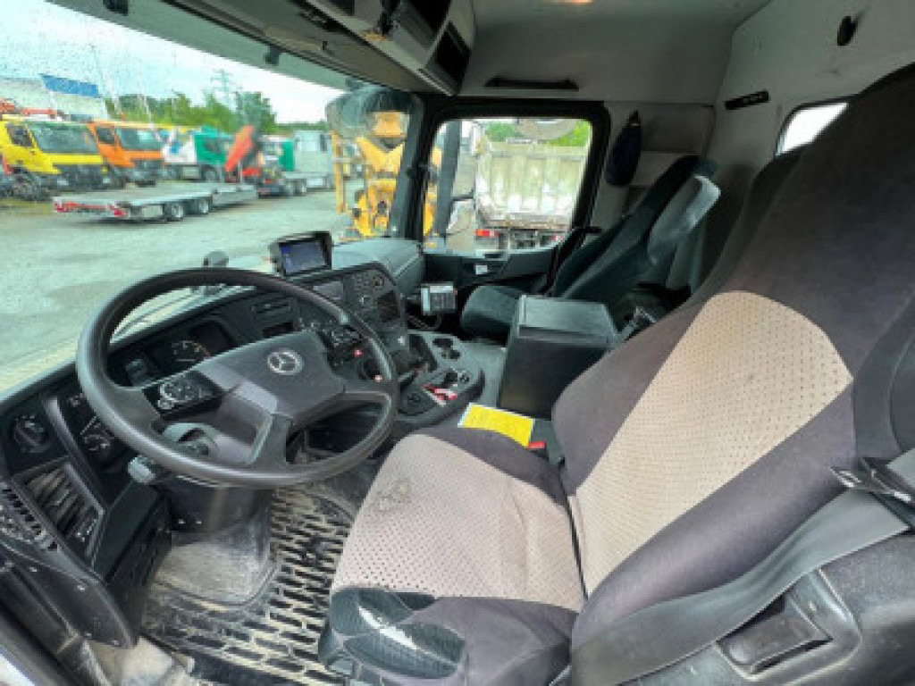 MERCEDES-BENZ Arocs 3240 B 8x4 Betonmischer Deutsch Top AP Achsen - Truck: picture 5 MERCEDES-BENZ Arocs 3240 B 8x4 Betonmischer Deutsch Top AP Achsen - Truck: picture 5