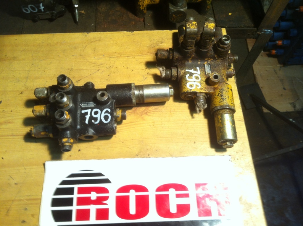 WABCO 0034773970170 477397 0126 - Hydraulic valve for Construction machinery: picture 1 WABCO 0034773970170 477397 0126 - Hydraulic valve for Construction machinery: picture 1