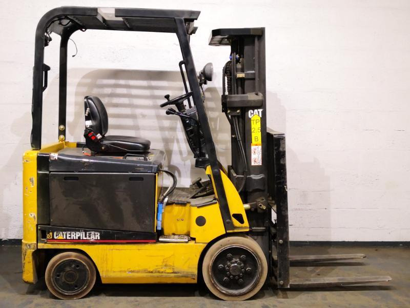 Caterpillar EC25N - Electric forklift: picture 2 Caterpillar EC25N - Electric forklift: picture 2