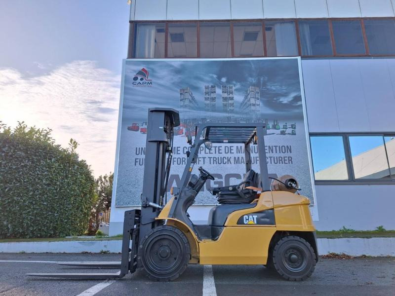 Caterpillar GP30NTD - LPG forklift: picture 3 Caterpillar GP30NTD - LPG forklift: picture 3
