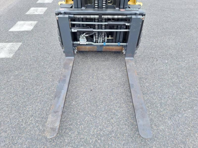 LPG forklift Caterpillar GP35 NTD: picture 13