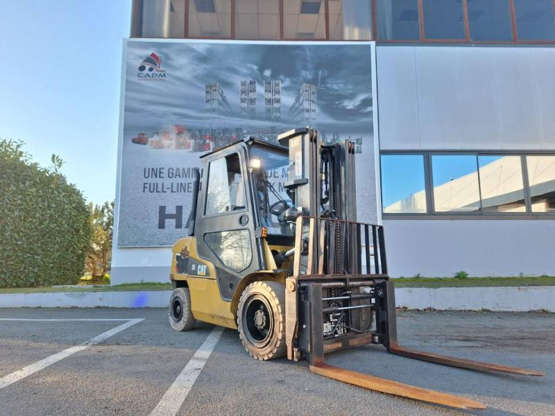 Caterpillar GP35NT - LPG forklift: picture 2 Caterpillar GP35NT - LPG forklift: picture 2