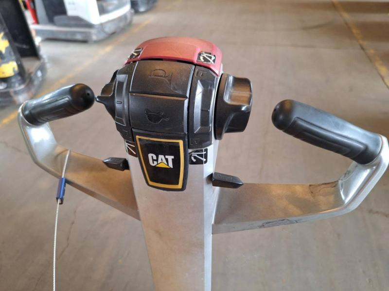 Caterpillar NSP16N2 - Stacker: picture 5 Caterpillar NSP16N2 - Stacker: picture 5