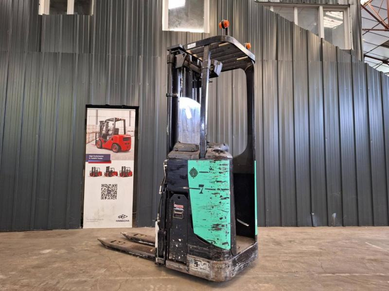 Caterpillar NSR16N - Stacker: picture 5 Caterpillar NSR16N - Stacker: picture 5