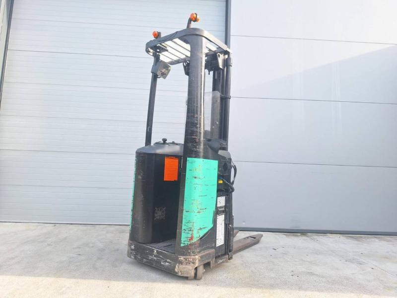 Caterpillar NSR16N - Stacker: picture 4 Caterpillar NSR16N - Stacker: picture 4