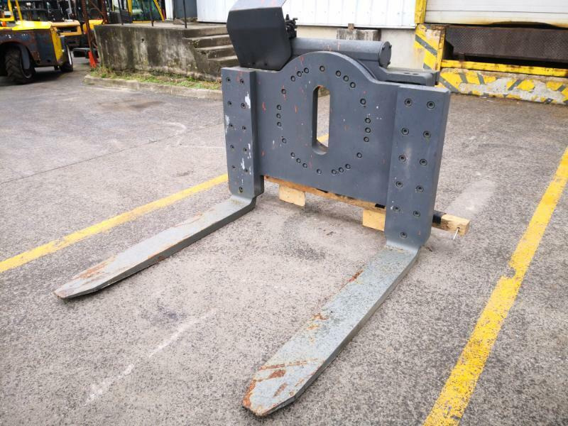 Combilift 360° - Forks: picture 2 Combilift 360° - Forks: picture 2