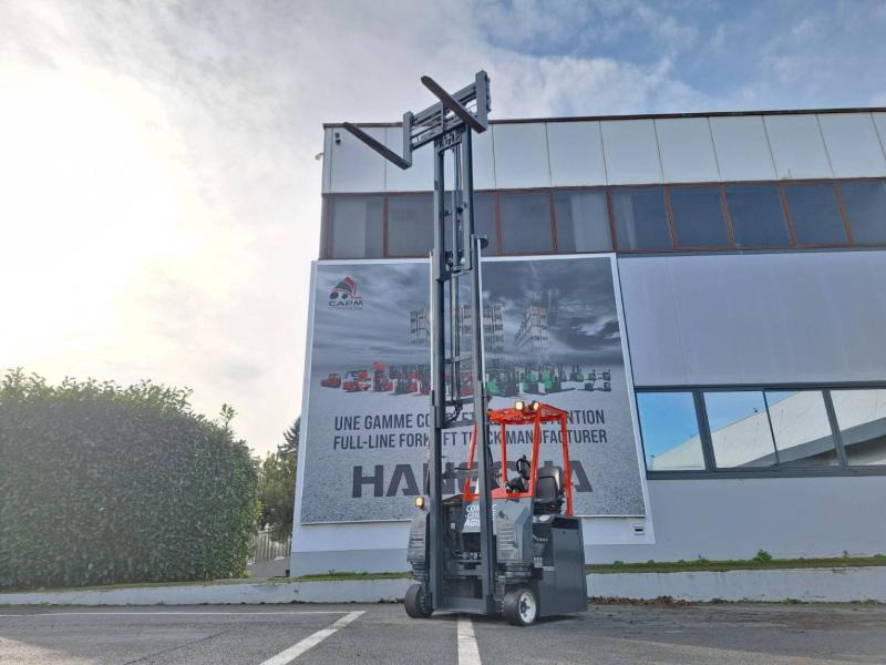 Combilift C2500CBE - 4-way reach truck: picture 3 Combilift C2500CBE - 4-way reach truck: picture 3