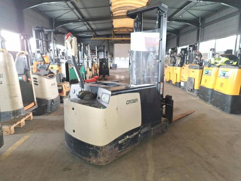 Crown SHC5540 - Stacker: picture 4 Crown SHC5540 - Stacker: picture 4