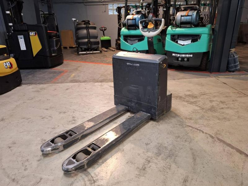 Crown WP3010-1.6 - Pallet truck: picture 3 Crown WP3010-1.6 - Pallet truck: picture 3