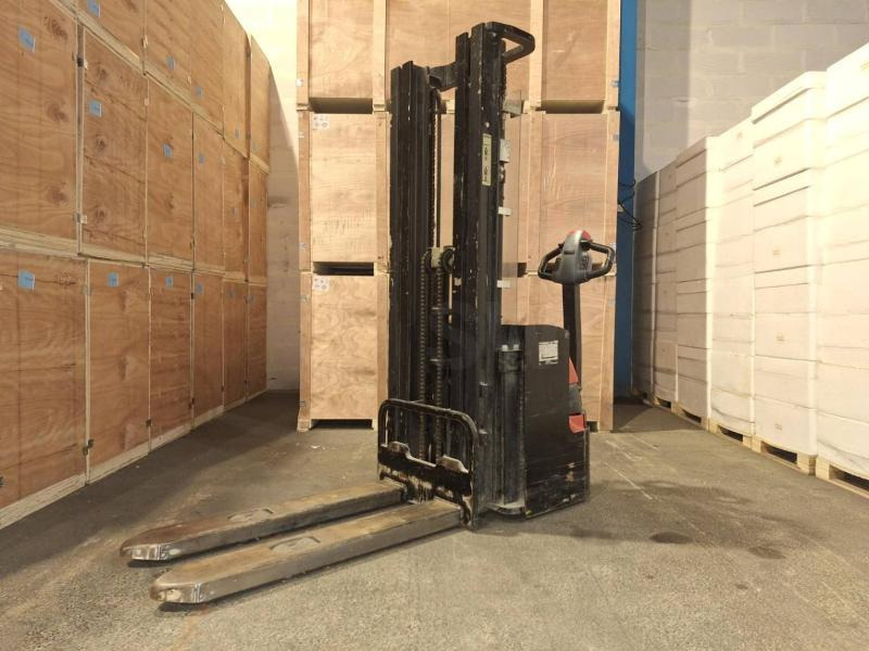 Hangcha CDD12-E - Stacker: picture 3 Hangcha CDD12-E - Stacker: picture 3