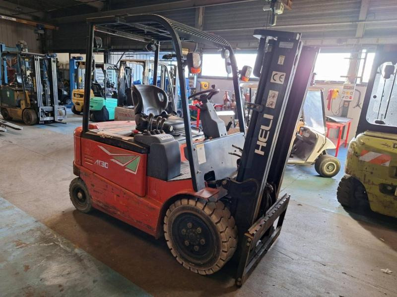 Heli CPD30 - Electric forklift: picture 2 Heli CPD30 - Electric forklift: picture 2