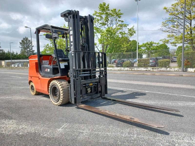 Heli CPD50 - Electric forklift: picture 2 Heli CPD50 - Electric forklift: picture 2