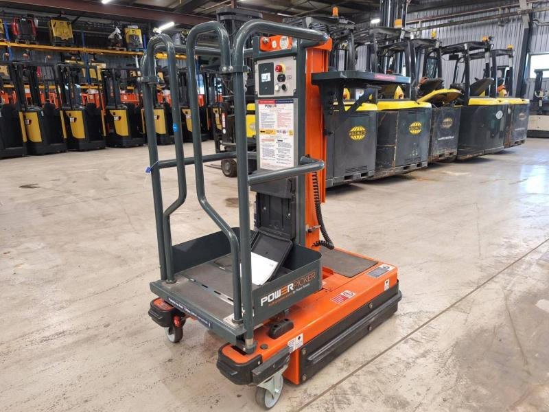 JLG POWER PICKER - Vertical mast lift: picture 2 JLG POWER PICKER - Vertical mast lift: picture 2