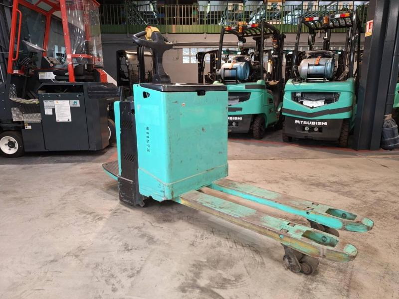 Pallet truck Yale MP20X: picture 7