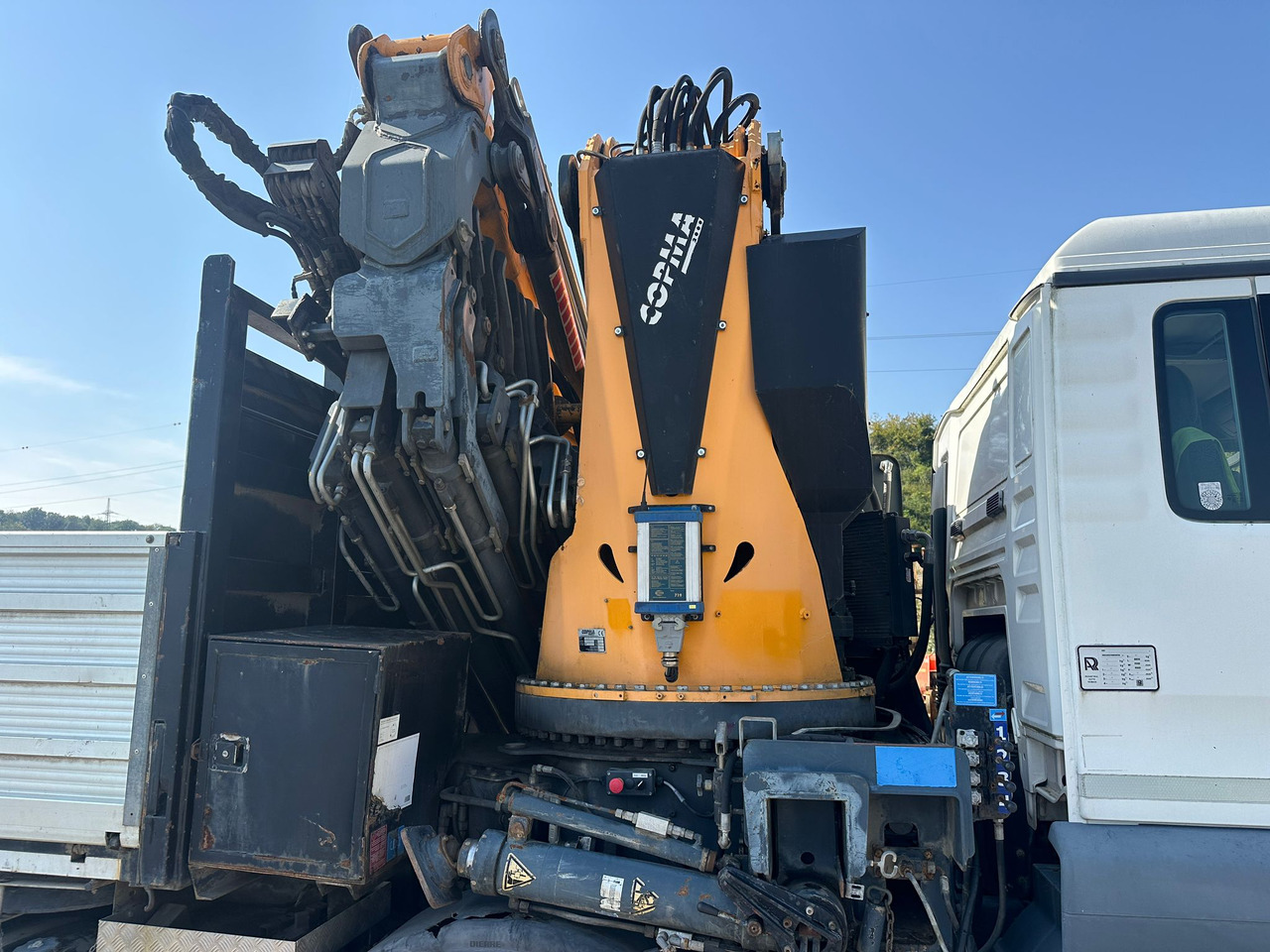 MAN TGS 41.440 Hiab Palfinger Fassi Copma 870 - Crane truck: picture 3 MAN TGS 41.440 Hiab Palfinger Fassi Copma 870 - Crane truck: picture 3