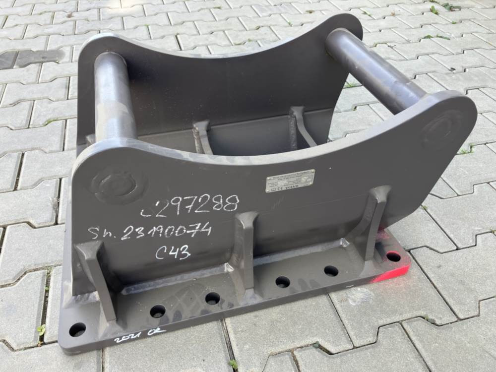 Volvo Anbauplatte S60 - Quick coupler: picture 1 Volvo Anbauplatte S60 - Quick coupler: picture 1