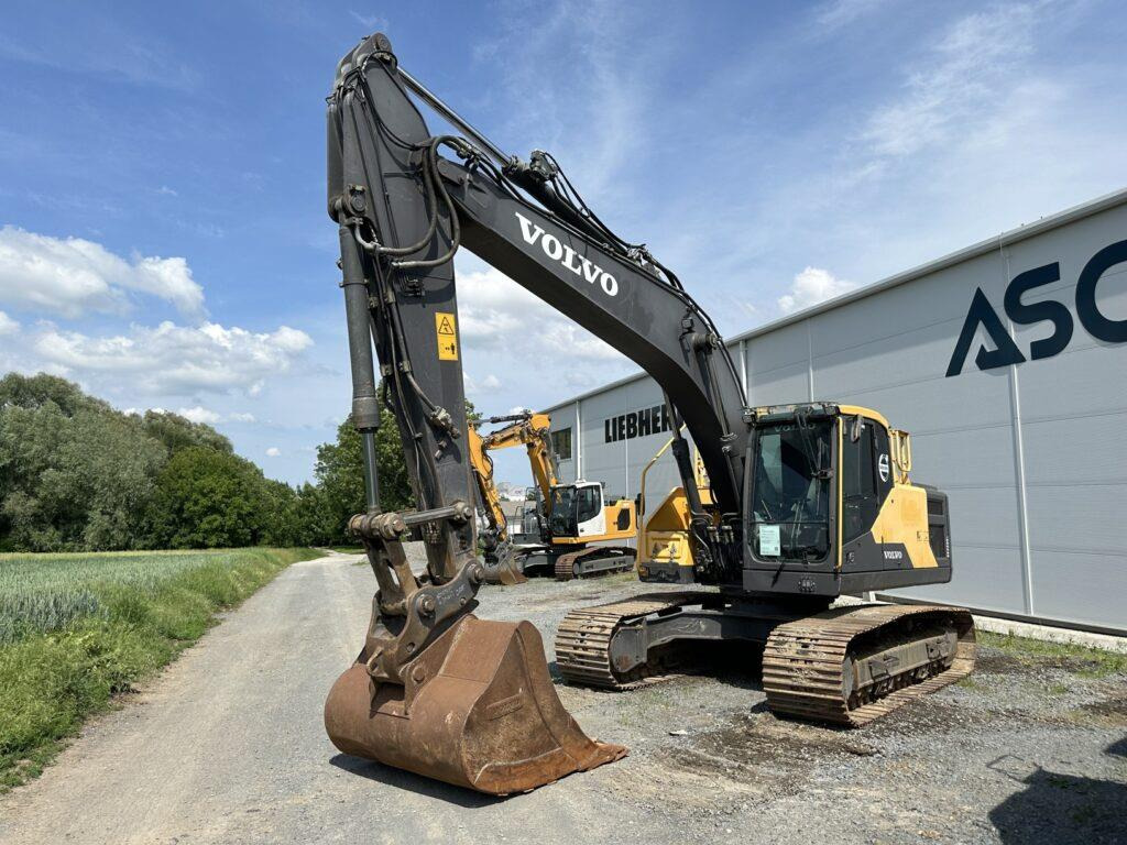 Volvo EC220EL - Crawler excavator: picture 4 Volvo EC220EL - Crawler excavator: picture 4