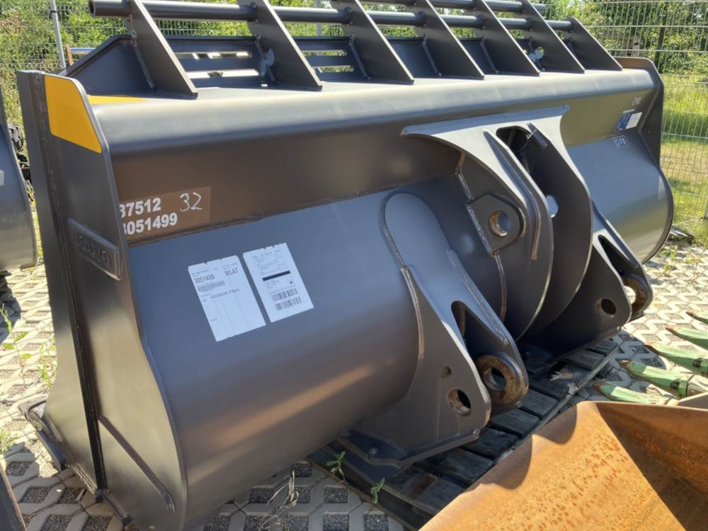 Volvo Schaufel mit Zähnen - Bucket: picture 2 Volvo Schaufel mit Zähnen - Bucket: picture 2