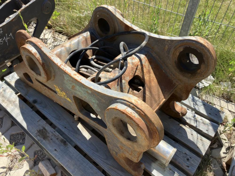 Volvo Schnellwechsler U25 - Quick coupler: picture 1 Volvo Schnellwechsler U25 - Quick coupler: picture 1